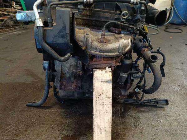 MOTEUR CITROEN / PEUGEOT 1.6 ESSENCE - Vue 3